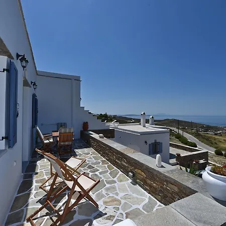 Crystal View 公寓 Triandáros