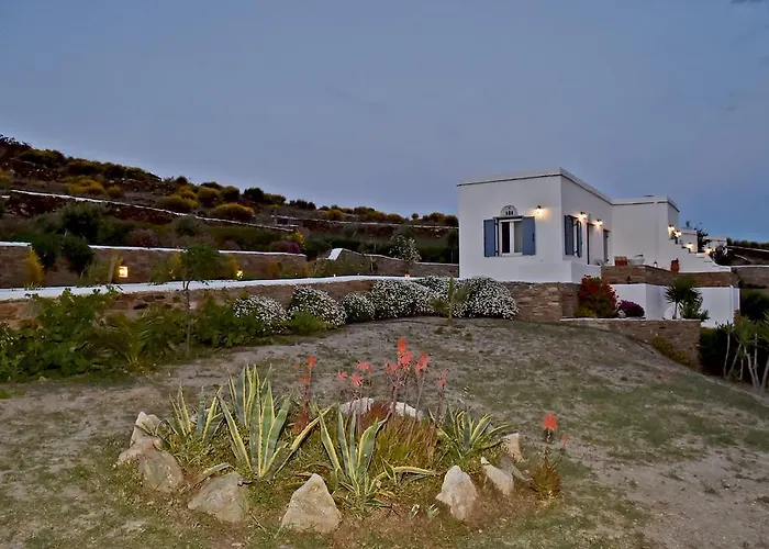 水晶景公寓 * Triandáros