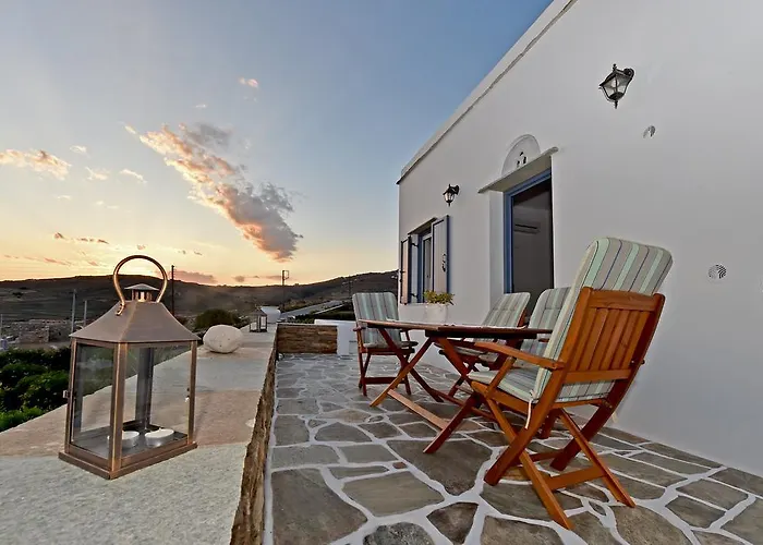 水晶景公寓 Triandáros