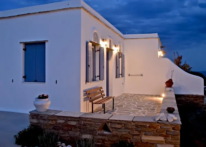 水晶景公寓 * Triandáros